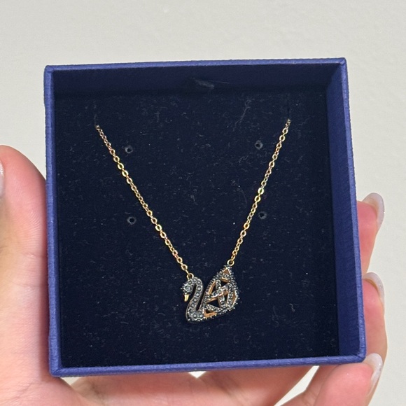 Swarovski Reversible Necklace - Picture 2 of 8